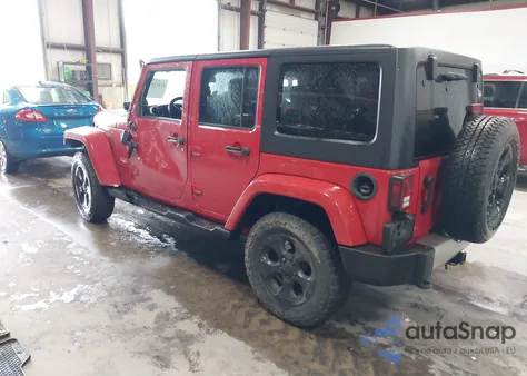 2014 Jeep Wrangler Unlimited Sahara z USA, uszkodzony, nr VIN 1C4BJWEG2EL130561